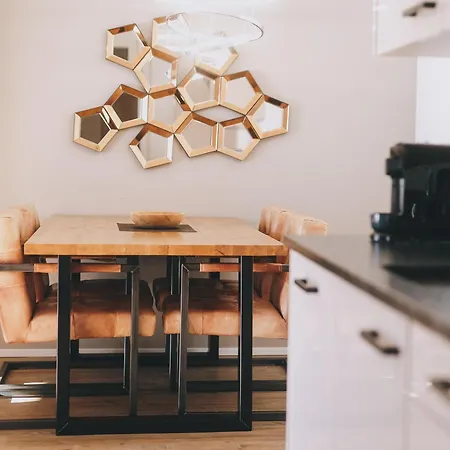 Goldbergblick By We Rent Раурис